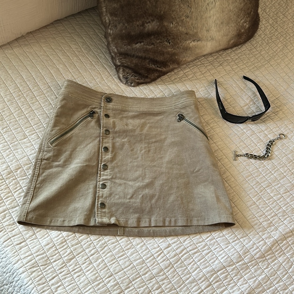 KUHL STREAMLINE Y2K tan taupe womens mini SKIRT 2 Gorpcore outdoor fall​​